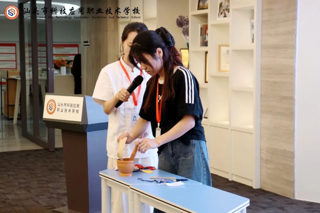d87058d5e77f8fce8eda3342e1659280.jpg