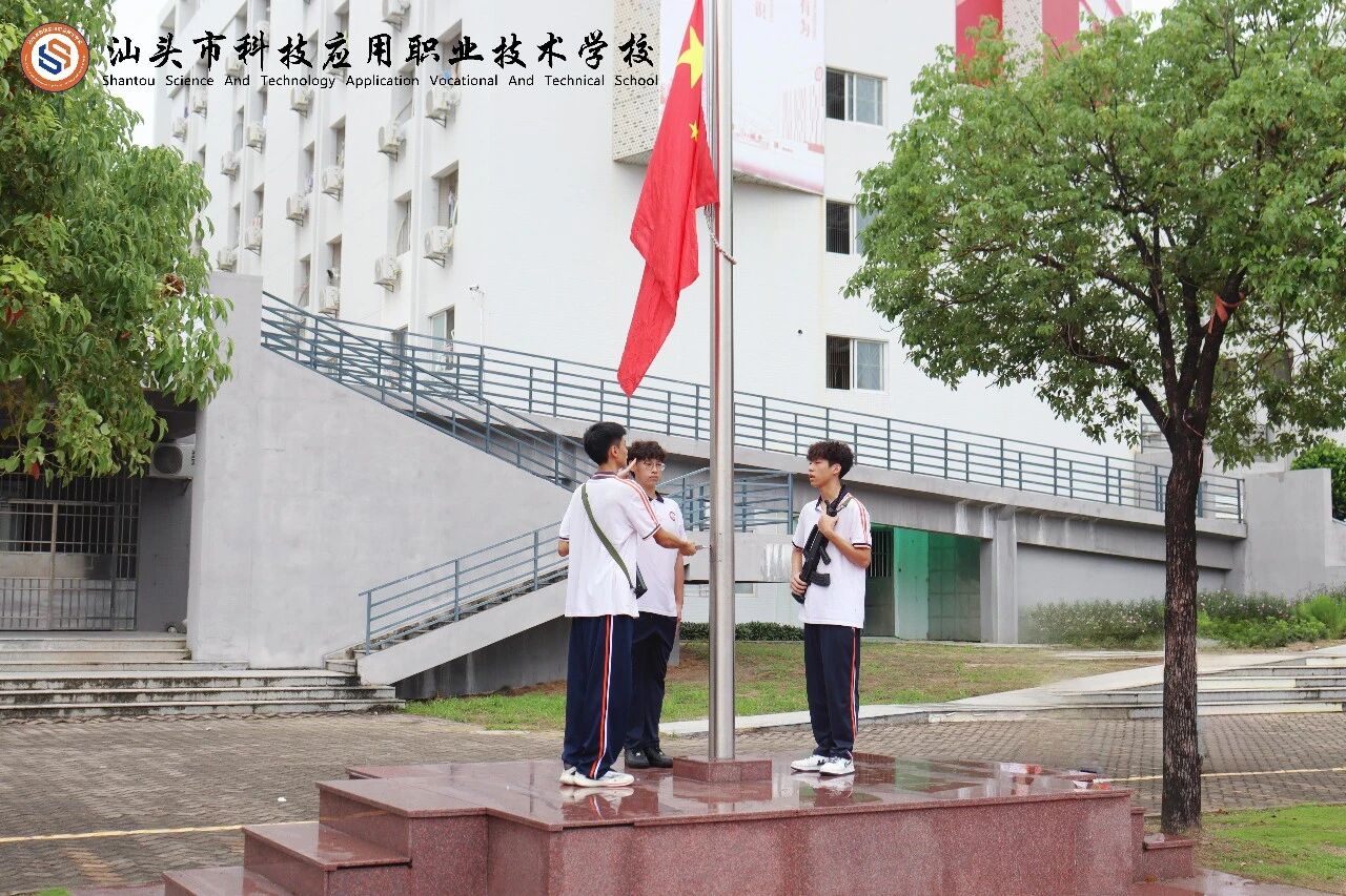 0c59f8c6b0b01e753f39a8021a72e53e.jpg